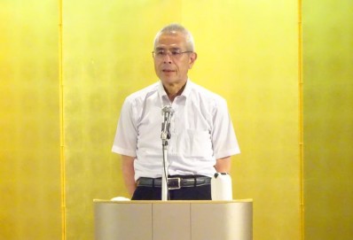 開会のあいさつをする藤田理事長